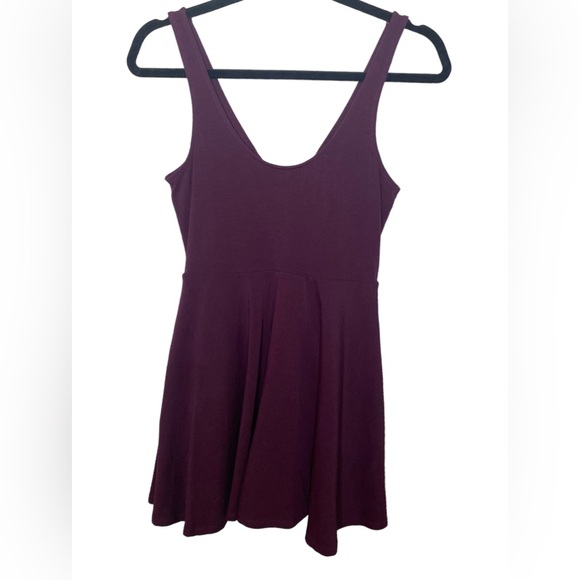 *DONATING SOON* Express NWT small plum skater dress with shorts attached - Picture 3 of 7